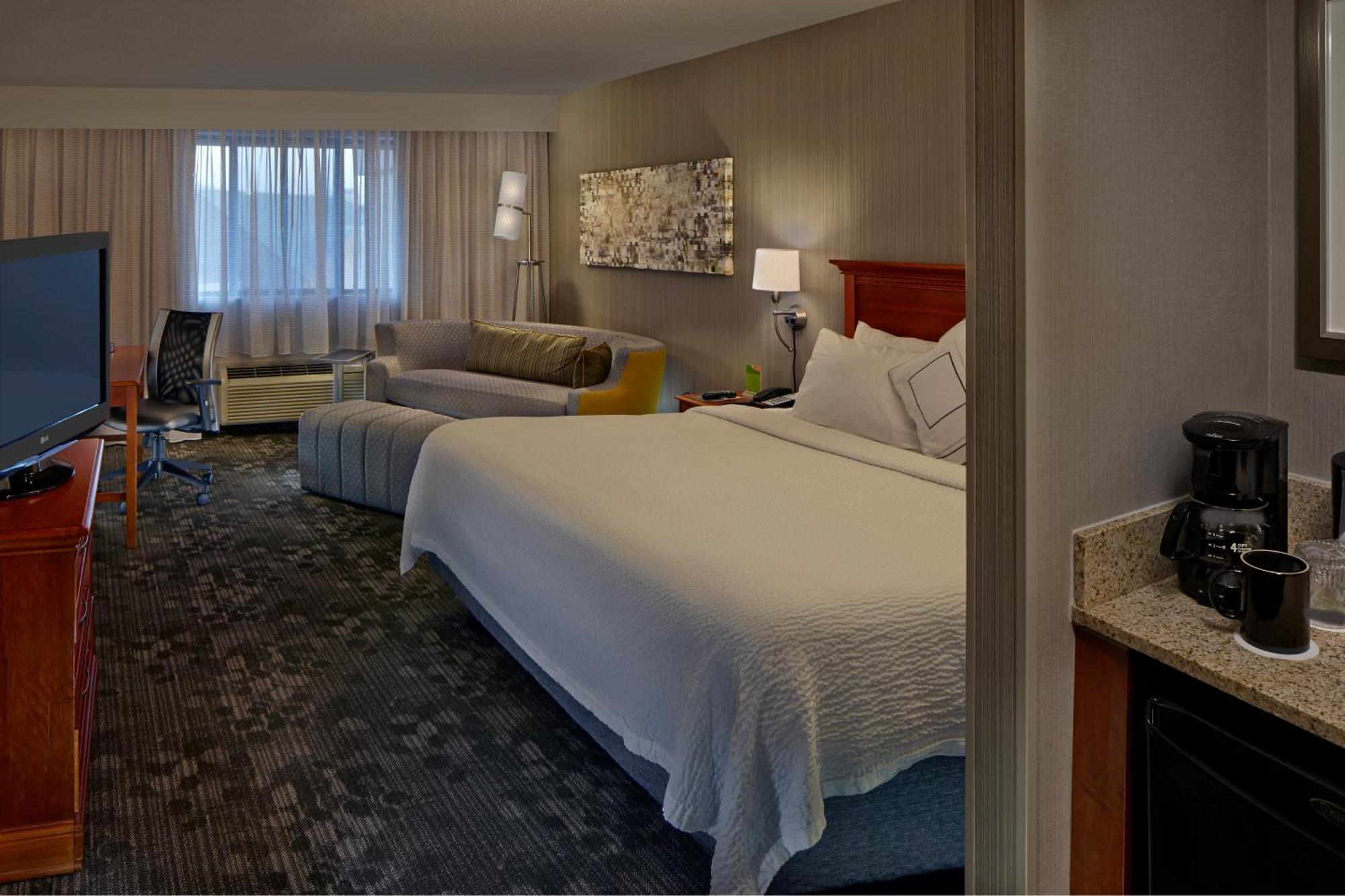 Courtyard Hartford Cromwell Hotell Exteriör bild